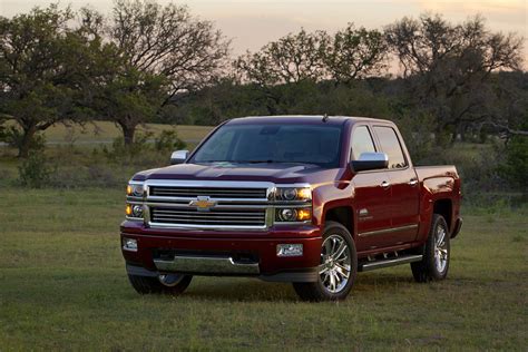 Chevrolet Silverado 1500 High Country specs, 0-60, quarter mile - FastestLaps.com