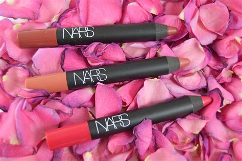 NARS Velvet Matte Lip pencil 1-min | The Chic Advocate