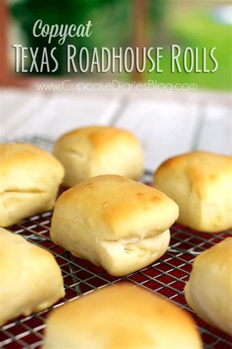 Copycat Texas Roadhouse Rolls - Cupcake Diaries