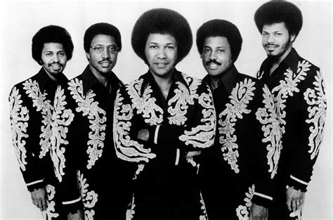 Ralph Tavares Dead: Eldest Brother of R&B Quintet Tavares Was 79 – Billboard