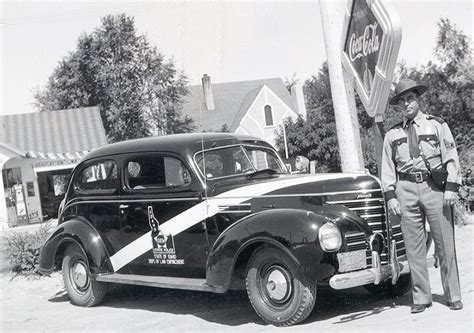 Idaho State Police Chevy 1940 Super Deluxe | Police cars, Old police ...