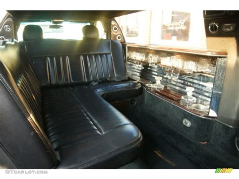 Black Interior 2003 Lincoln Town Car Limousine Photo #62751799 | Lincoln town car, Black ...