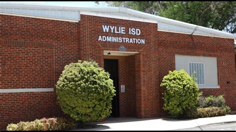 Abilene PD investigates false report of active threat at Wylie ISD campus | myfoxzone.com