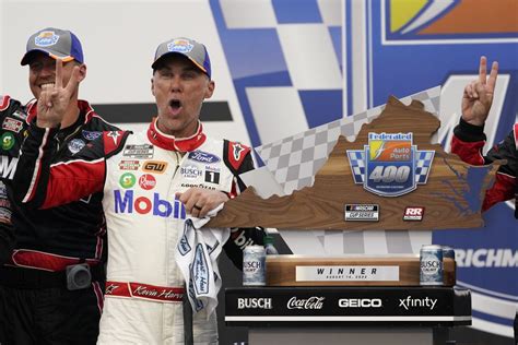 Kevin Harvick wins back-to-back NASCAR races - The Boston Globe