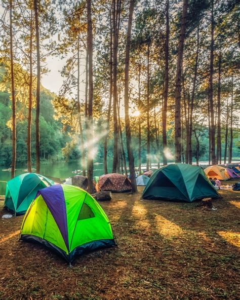 5 Tempat Camping di Kaltim yang Enggak Kalah Menarik dari IKN | kumparan.com