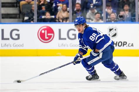 William Nylander is moving to centre. What it could mean for the Maple ...