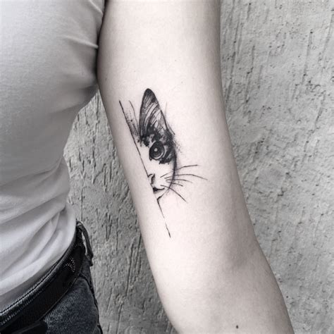 Cat tattoo line work by Cansu Olga | Tattoos, Cat tattoo designs, Kitten tattoo