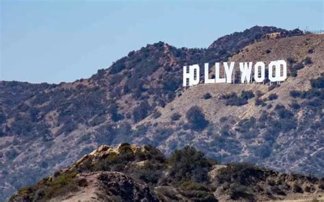 Can You Hike To Hollywood Sign? (Must Know This) - OutdoorSpree