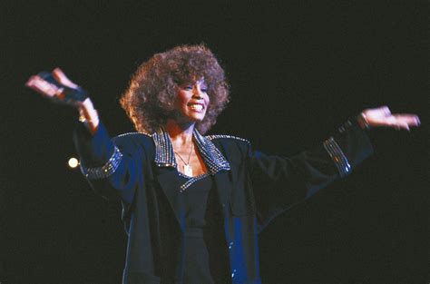 Whitney Houston's Debut Album: Classic Track-by-Track Review | Billboard