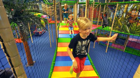 Fun Indoor Playground for Family and Kids at Leo's Lekland | Indoor ...