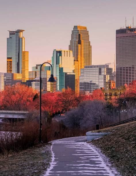 Minneapolis Parks Stock Photos, Pictures & Royalty-Free Images - iStock