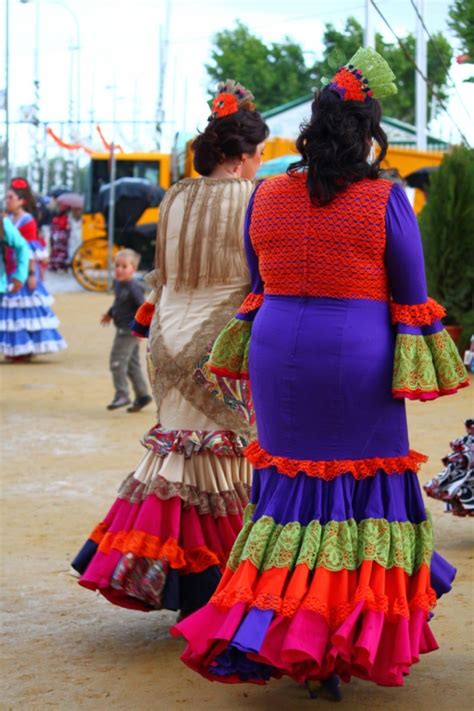 Feria-de-Abril-Sevilla-2012-traditional-clothing-dresses - Barcelona Blonde