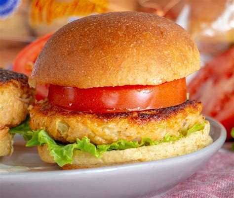 Tuna Burgers - Martin's Famous Potato Rolls and Bread