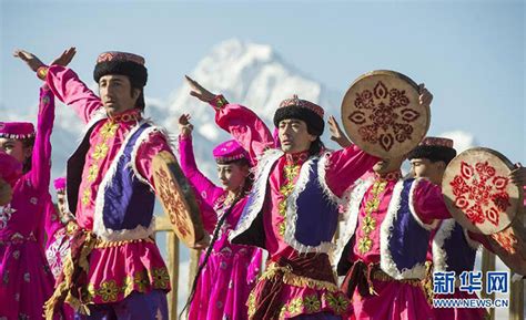 The Tajiks of Xinjiang - Youlin Magazine