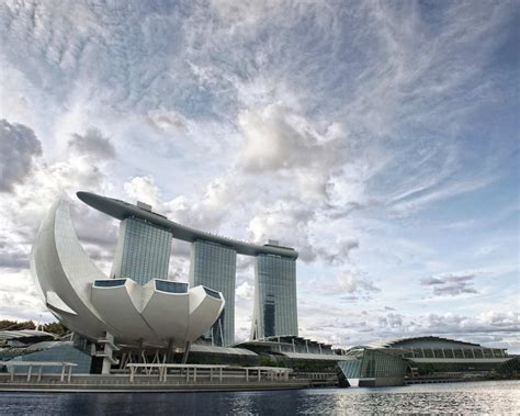 Artscience Museum In Singapore / Safdie Architects | ArchDaily