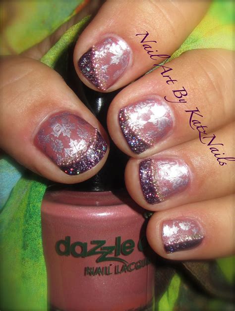 Dazzle Day Day Dreaming 318 with FingerPaint Silver Sculpture w/Pueen 18 Nail Stamp. Tips are ...