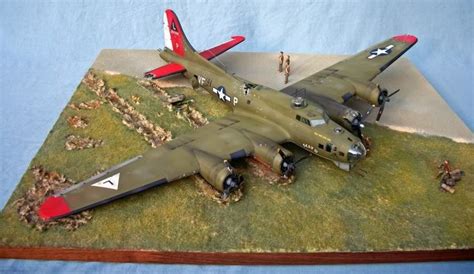 17 Best images about Ww2 airfield diorama on Pinterest | Models, Trucks ...