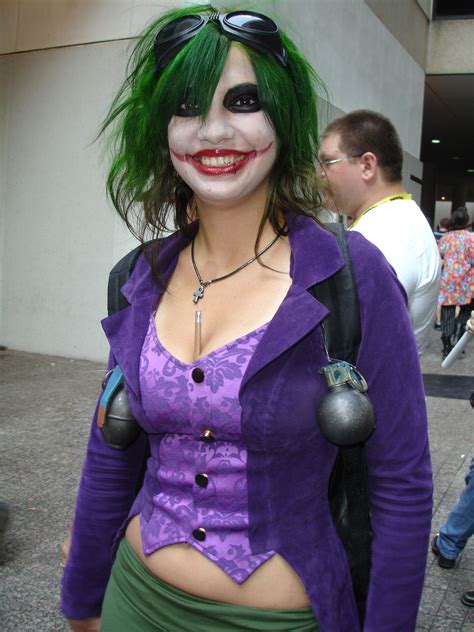 woman joker - Google Search | Girl joker costume, Girl joker, Joker costume