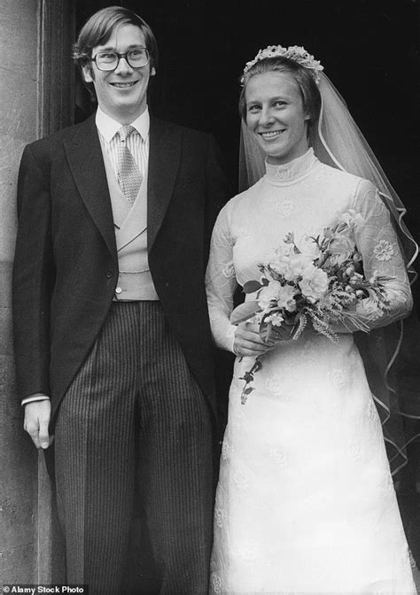 Duke and Duchess of Gloucester pose for 50th wedding anniversary ...