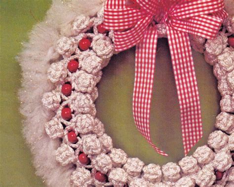 Vintage MACRAME CHRISTMAS Wreath White Retro Lifestyle Holiday ...