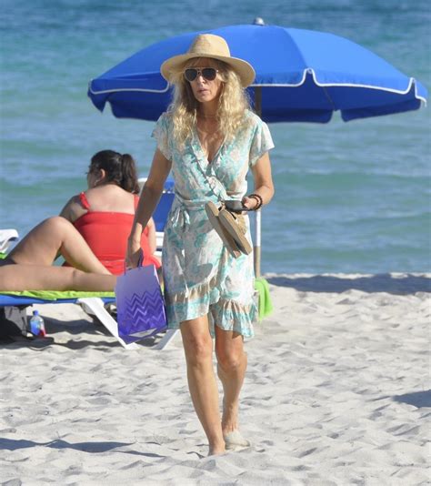 MARLA MAPLES Out on the Beach in Miami 12/05/2021 – HawtCelebs