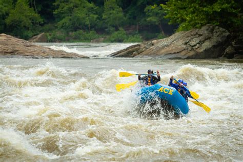 Big Water: New River Gorge Spring Rafting - Highland Outdoors