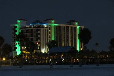 Clearwater Beach FL. Beachfront Condos For Sale I Beachfront Condominiums