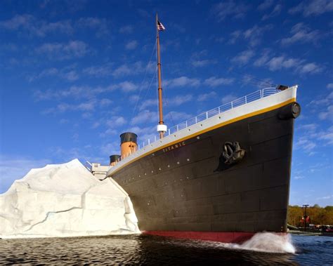 Titanic Museum in #PigeonForge, TN #Brandcation | Grinning Cheek To cheek