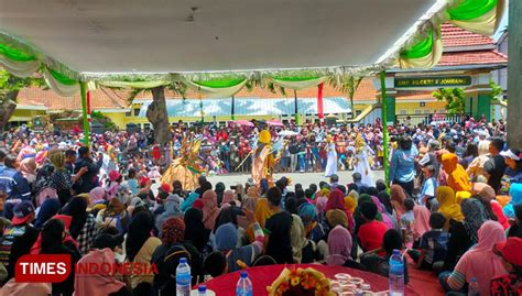 Ribuan Warga Meriahkan Jombang Culture Carnival - TIMES Indonesia