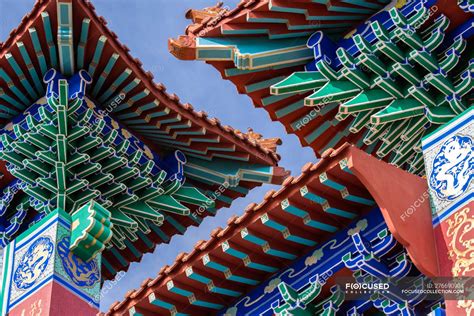 Roof detail and beautiful ancient traditional chinese architecture ...