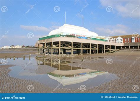 Burnham-on-Sea Pier, Somerset Stock Image - Image of beach, sand: 150661469