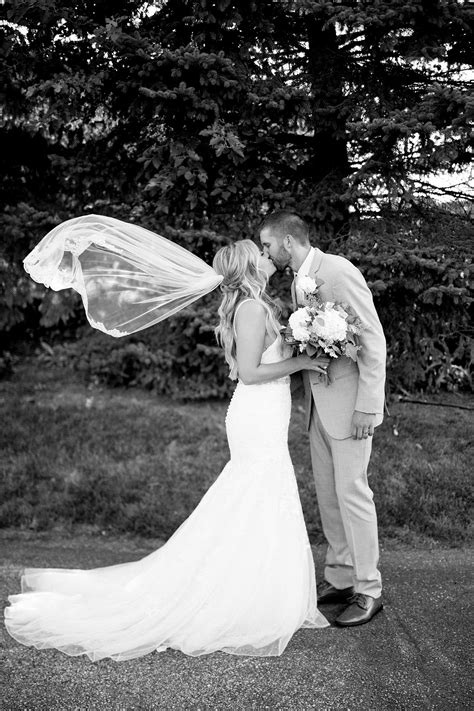 Shelby & Kyle | Romantic Summer Wedding in Metro Detroit, Michigan - Michigan + Florida Wedding ...