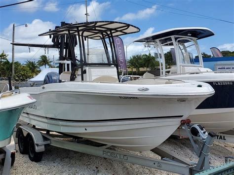 2017 Robalo 200 Robalo, North Miami Florida - boats.com