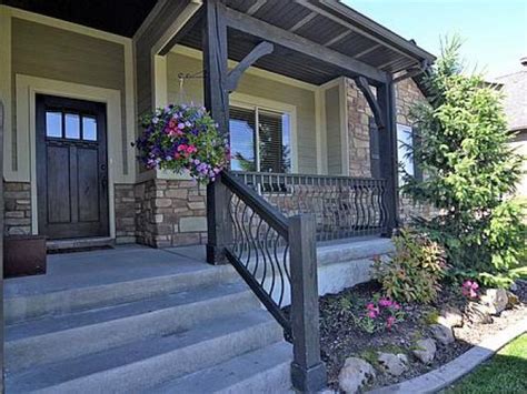 Custom Craftsman Rambler: Custom Rambler in Beautiful West Layton Neighborhood