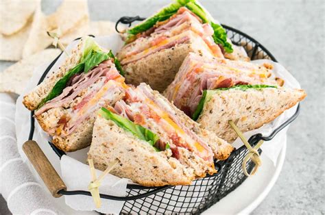 Club Sandwich (Easy & Tasty Lunch Idea) - Delicious Meets Healthy