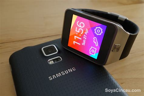 Unboxed: Samsung Gear 2 - SoyaCincau