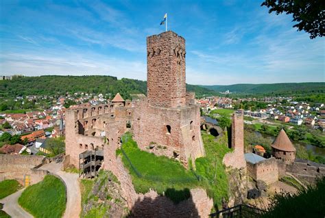 Mit der Bimmelbahn zur Burg Wertheim | Die Festmacher