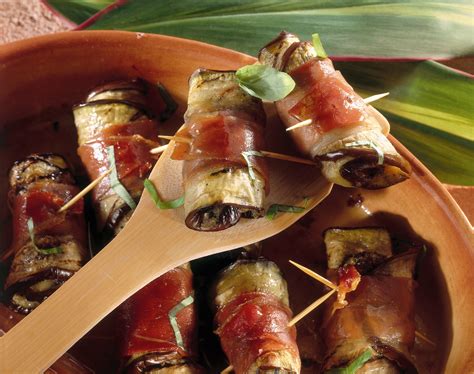 Ricetta Involtini di melanzane alla griglia - Donna Moderna