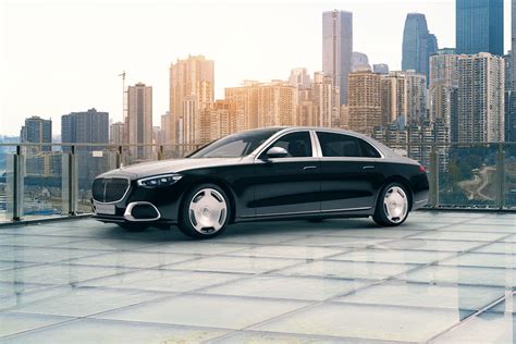 Mercedes-Benz Maybach S-Class Looks Reviews - Check 10 Latest Reviews & Ratings