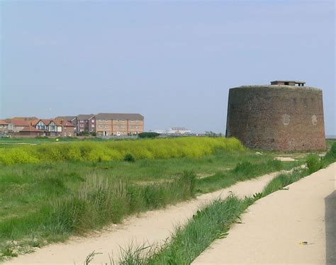 Martello Tower, Near Jaywick,... © Steven Muster cc-by-sa/2.0 :: Geograph Britain and Ireland