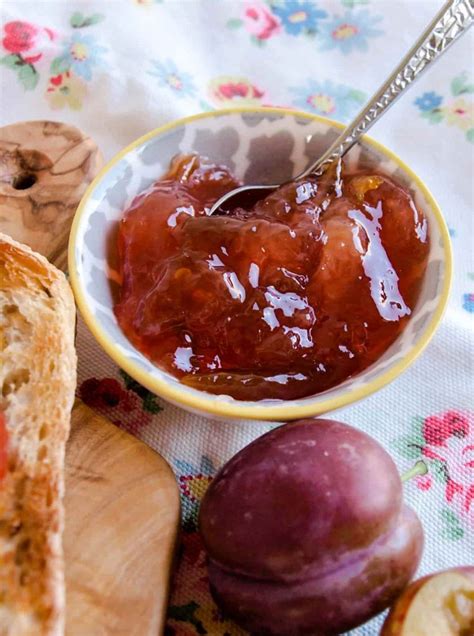 How to make Easy Plum Jam - Farmersgirl Kitchen