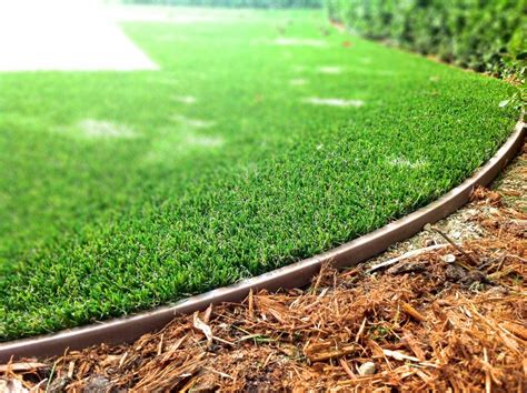 Wonder Edge Artificial Lawn Border Makes Installing Turf Edging Easy