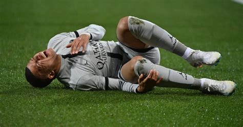 Kylian Mbappe injury update: PSG star left on bench for Champions ...