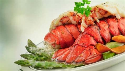 17 Awesome Side Dishes to Serve with Lobster Tails