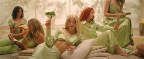 New Video: Lorde - 'Mood Ring' - That Grape Juice