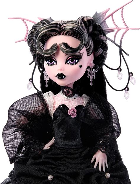 Monster High Draculaura Vampire Heart Collector doll - YouLoveIt.com