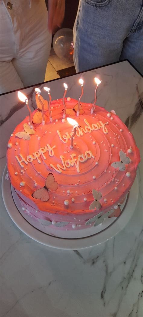 Pink Birthday cake 🎂 | Pink birthday cakes, Pearl cake, 25th birthday cakes