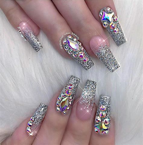 13 Inspirational Glitter Nail Art Designs ~ Black White Nation