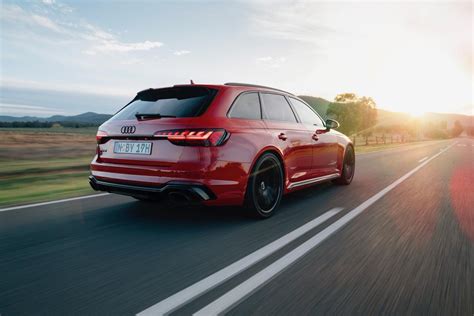 2021 Audi RS4 Avant Review | CarExpert