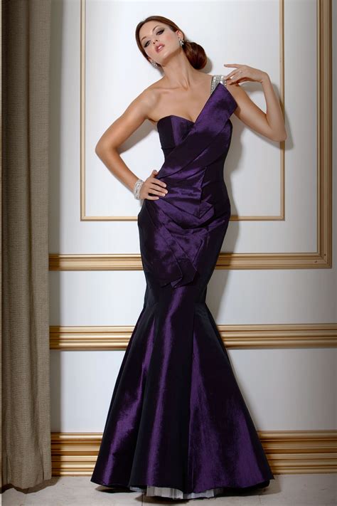 evening gown | Purple dress, Dresses, Evening dresses